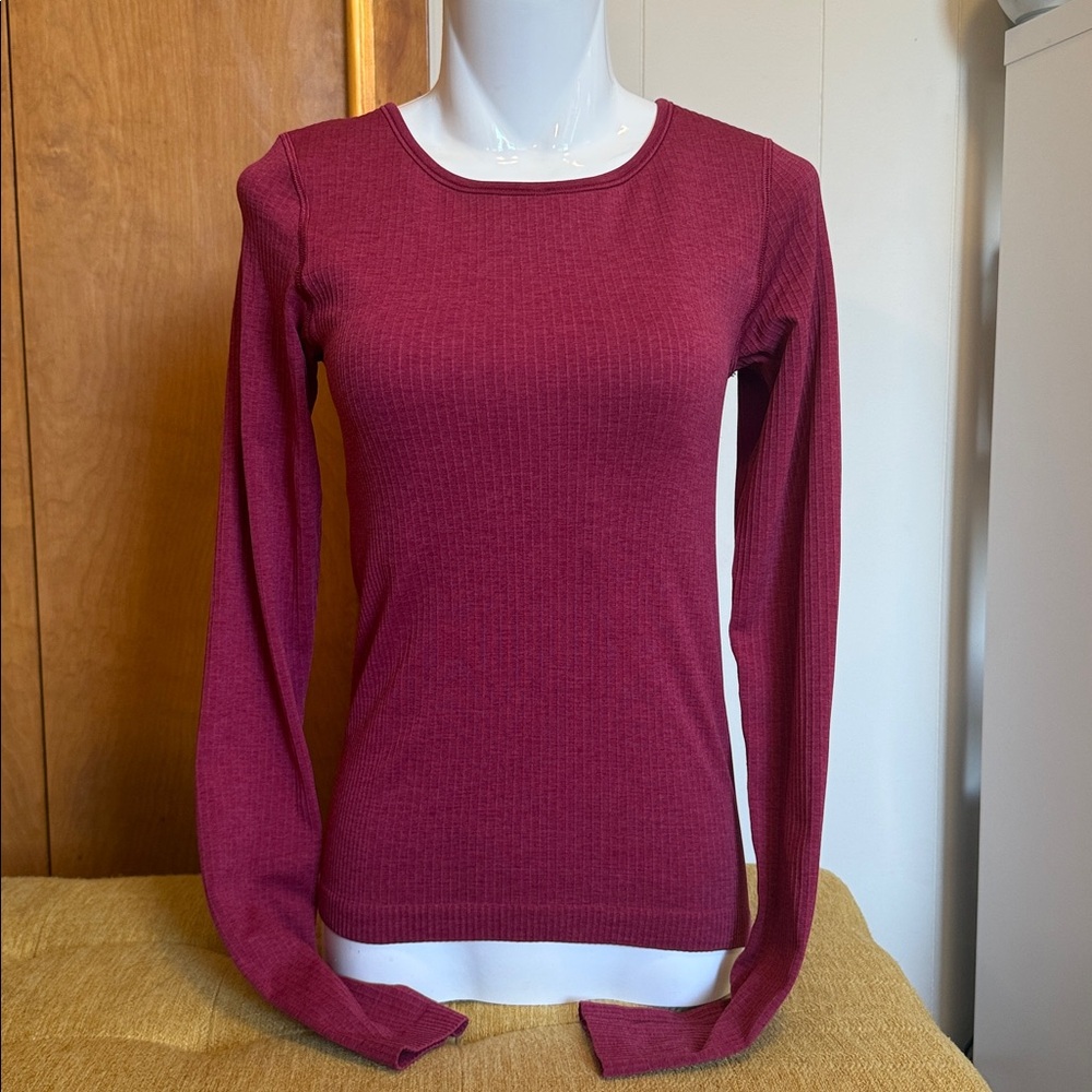 NWOT Lululemon Ebb to Street Long Sleeve Ribbed Top Size 8